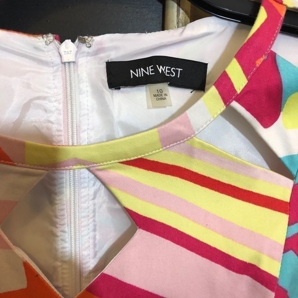 Nine West Sleeveless Fit & Flare Dress Multicolor Geometric Print Size 10 - Picture 4 of 4